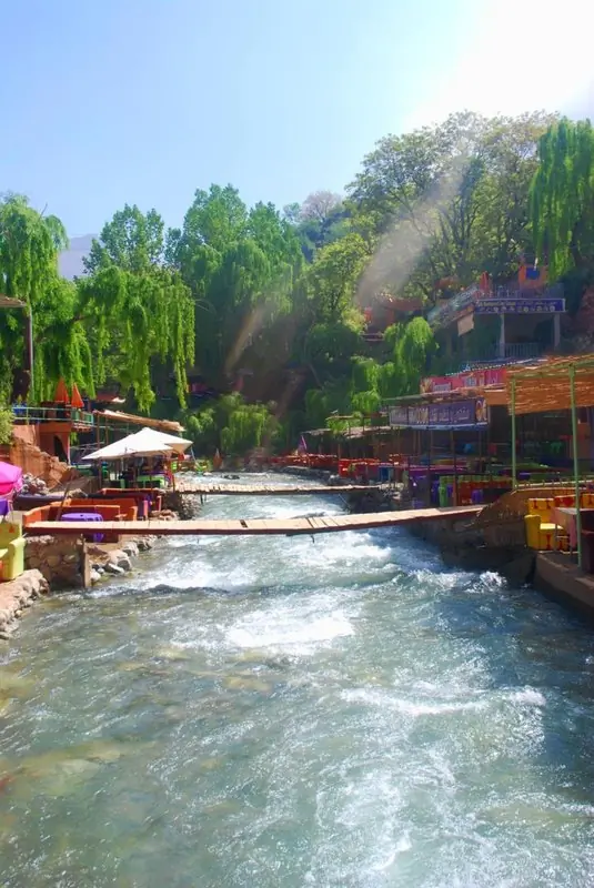Ait Bougmez Tal - traditionelles Berberdorf auf 2300m Hoehe im Atlasgebirge